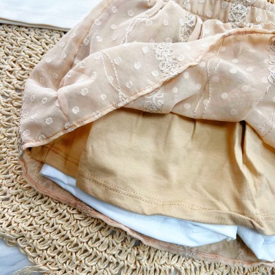 Conj. Blusa Flor Branca e Short Saia Balonê - Areia suave